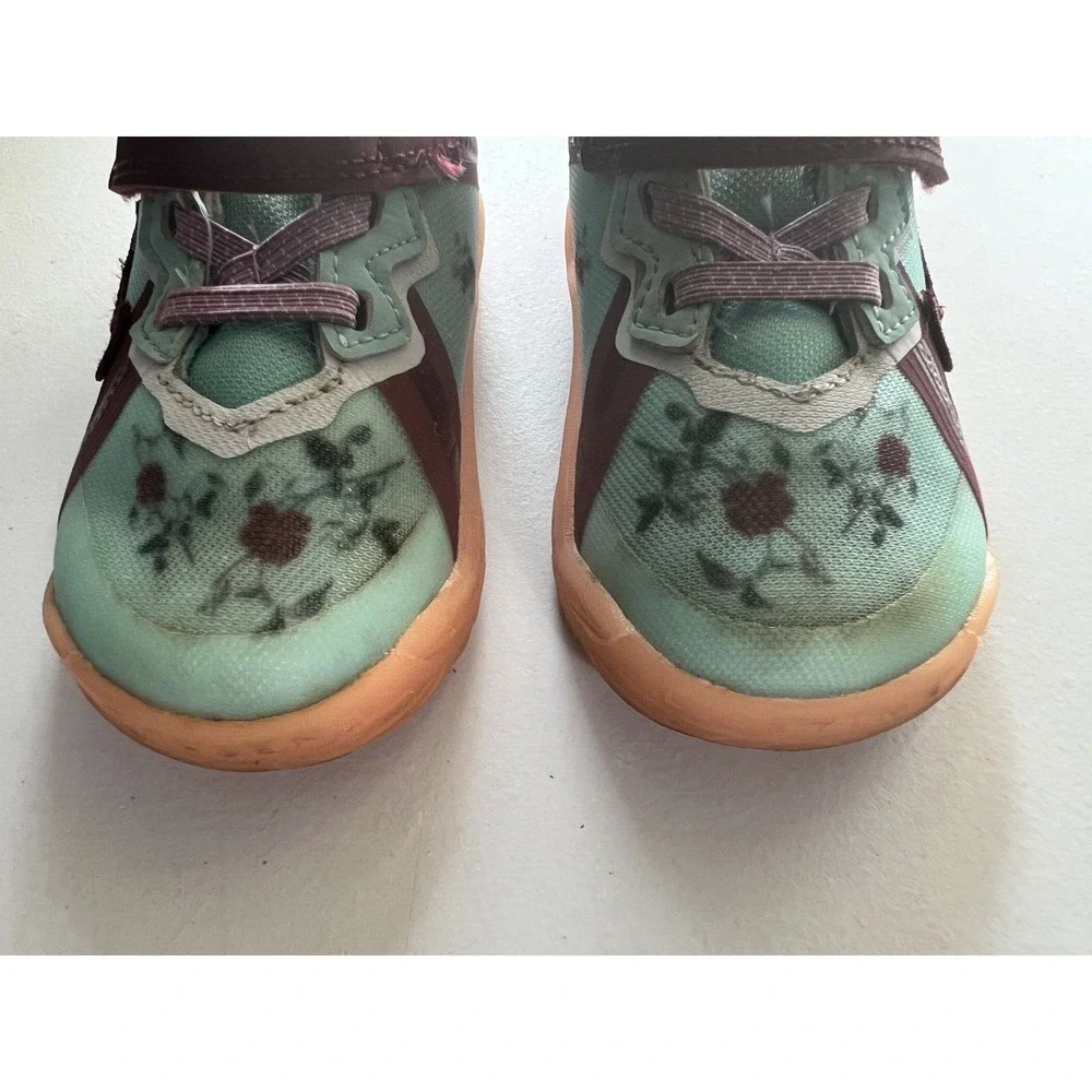 Nike LeBron 18 Toddler Girls 6C Teal Burgundy Floral Basketball Shoes DN4272-400